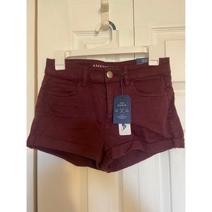 AE burgundy high rise shorts